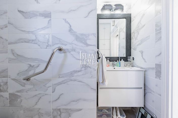 Image No.15-3 Bed Apartment for sale