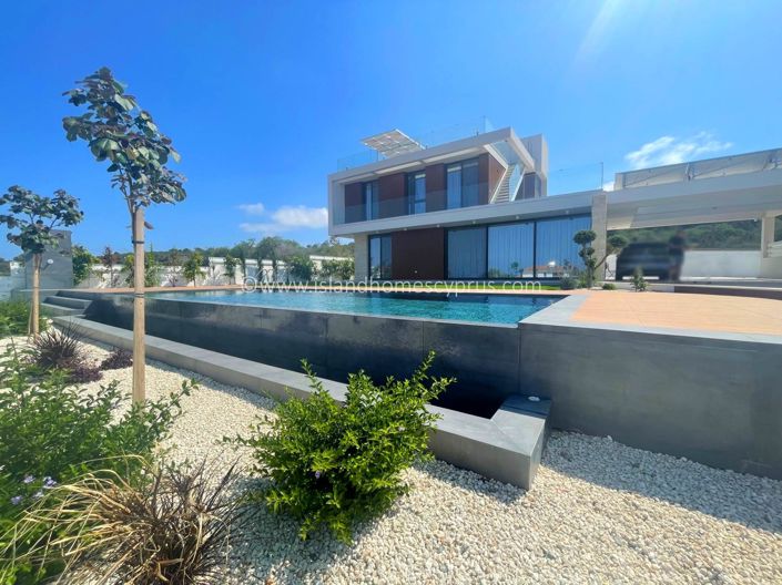 Image No.11-Villa / Détaché de 4 chambres à vendre à Protaras