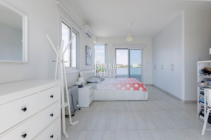 Image No.16-4 Bed Villa / Detached for sale