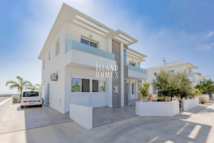 Image No.26-4 Bed Villa / Detached for sale