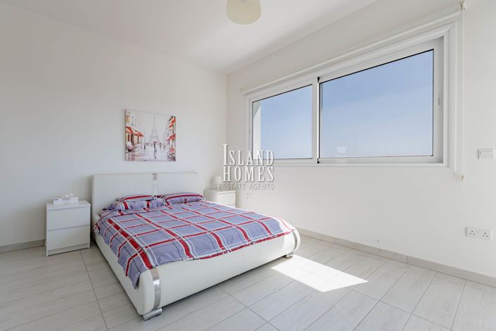 Image No.30-4 Bed Villa / Detached for sale