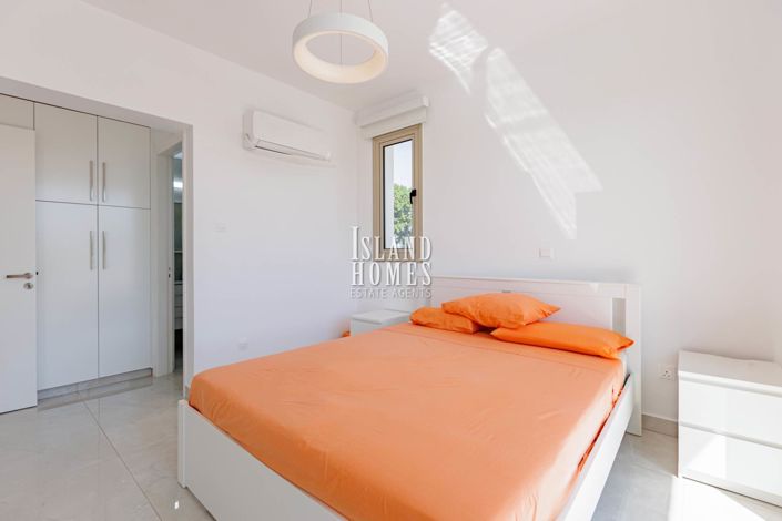 Image No.20-3 Bed Villa / Detached for sale