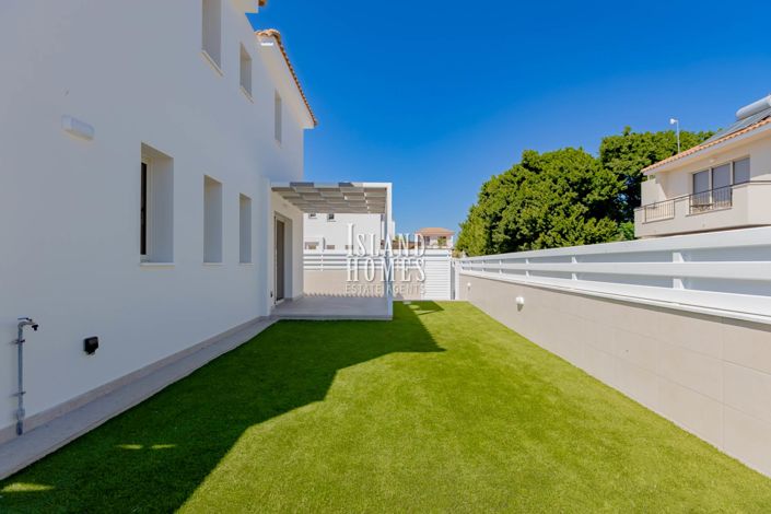 Image No.22-3 Bed Villa / Detached for sale