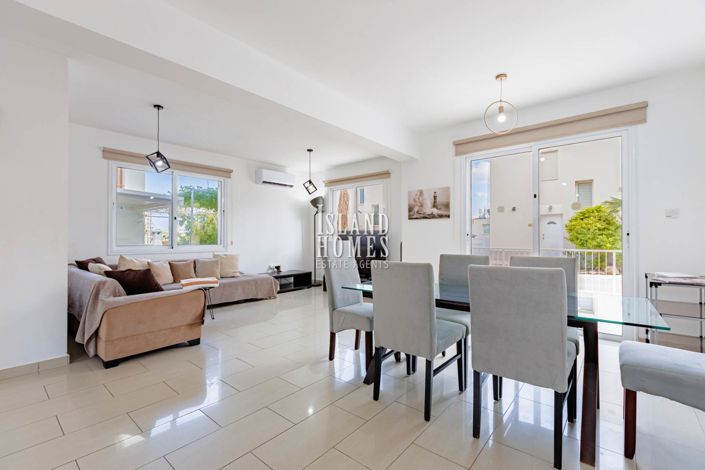 Image No.3-Villa / Détaché de 3 chambres à vendre à Pernera