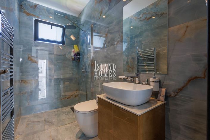 Image No.15-Villa / Détaché de 4 chambres à vendre à Protaras