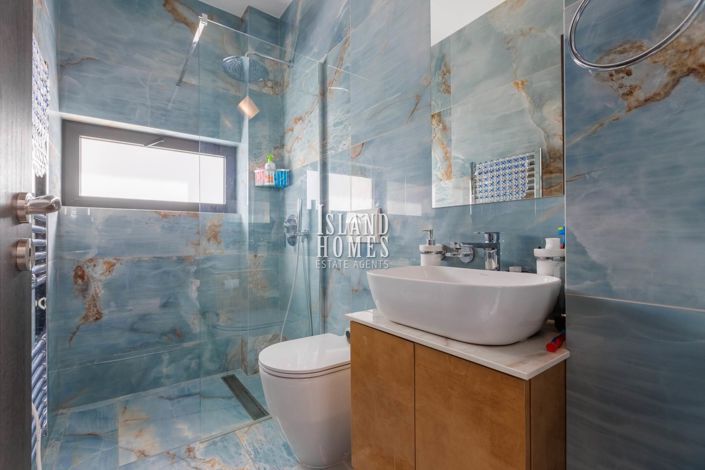 Image No.18-Villa / Détaché de 4 chambres à vendre à Protaras