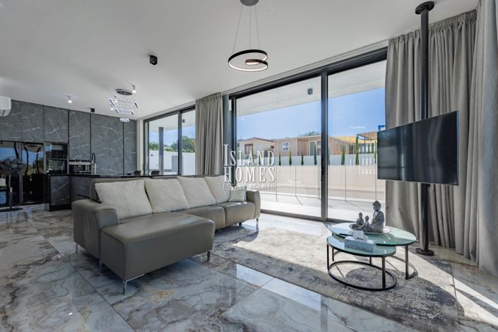 Image No.7-Villa / Détaché de 4 chambres à vendre à Protaras