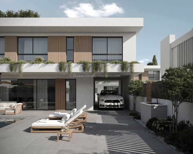 Image No.10-3 Bed Property for sale