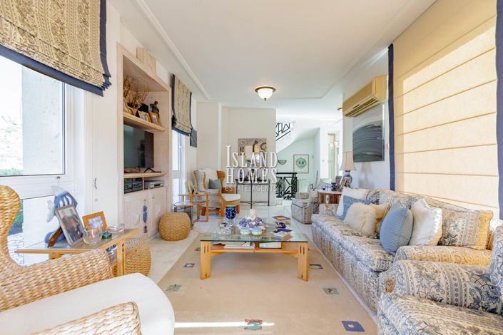 Image No.5-4 Bed Villa / Detached for sale