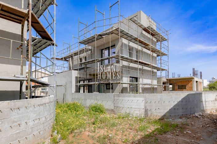 Image No.10-3 Bed Villa / Detached for sale