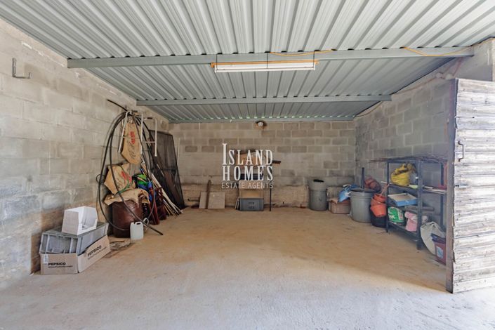 Image No.27-2 Bed Property for sale