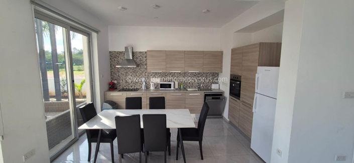 Image No.9-3 Bed Villa / Detached for sale