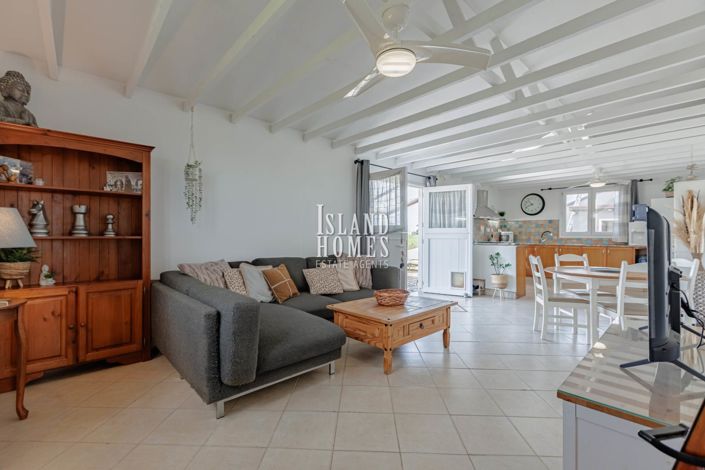 Image No.3-Villa / Détaché de 2 chambres à vendre à Frenaros