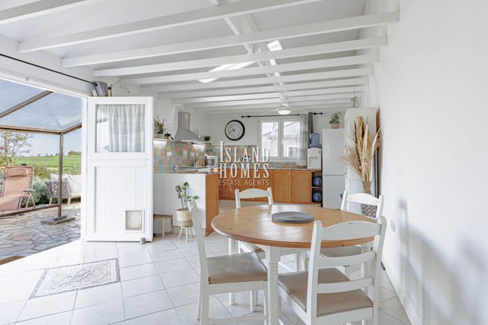 Image No.6-Villa / Détaché de 2 chambres à vendre à Frenaros