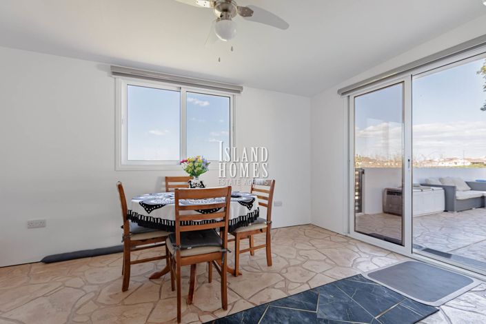 Image No.13-3 Bed Villa / Detached for sale