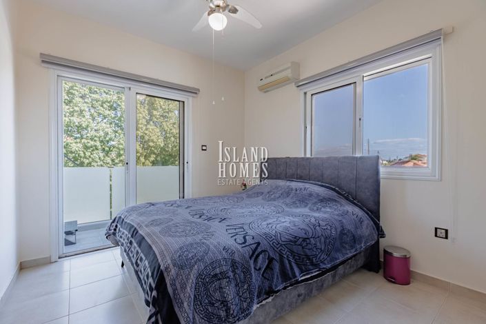 Image No.28-3 Bed Villa / Detached for sale