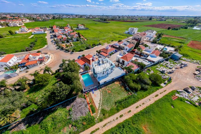 Image No.34-3 Bed Villa / Detached for sale