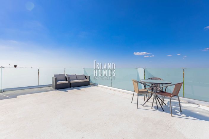 Image No.5-3 Bed Villa / Detached for sale