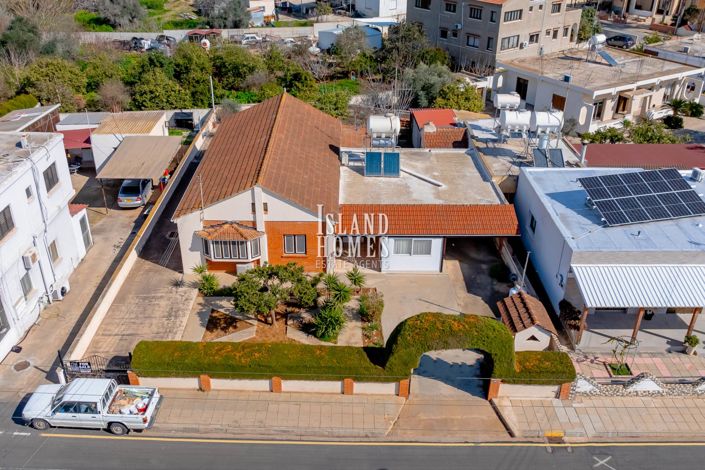 Image No.12-3 Bed Villa / Detached for sale