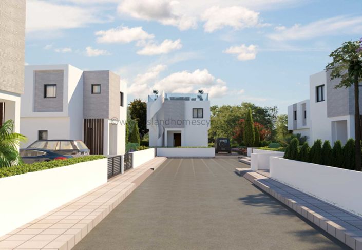 Image No.10-3 Bed Villa / Detached for sale