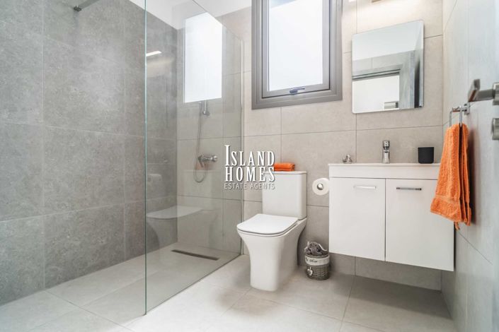 Image No.22-3 Bed Bungalow for sale