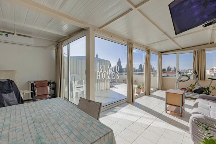 Image No.12-3 Bed Apartment for sale