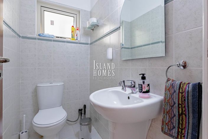 Image No.14-3 Bed Apartment for sale