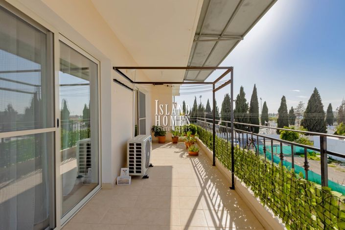 Image No.18-3 Bed Apartment for sale