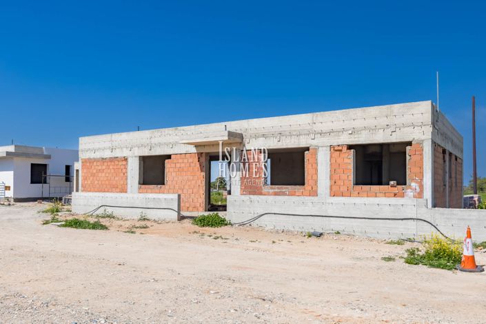 Image No.4-3 Bed Property for sale