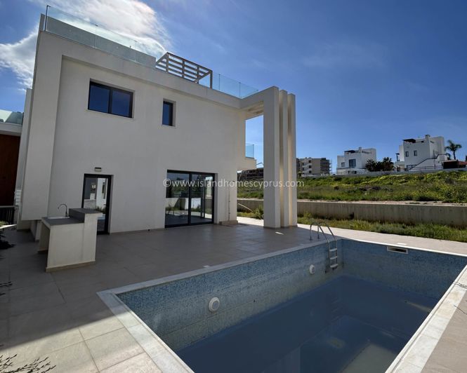 Image No.9-Villa / Détaché de 3 chambres à vendre à Pernera