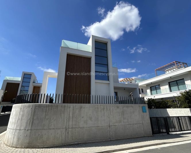 Image No.4-4 Bed Villa / Detached for sale