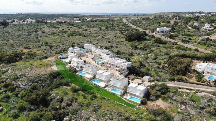 Image No.22-3 Bed Townhouse for sale