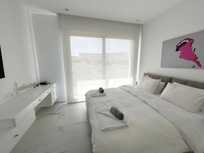 Image No.11-3 Bed Villa / Detached for sale