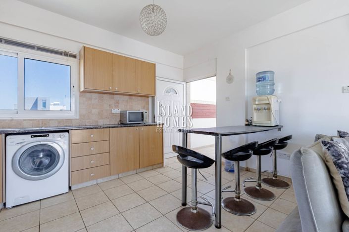 Image No.10-2 Bed Apartment for sale