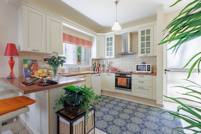 Image No.12-Propriété de 3 chambres à vendre à Deryneia