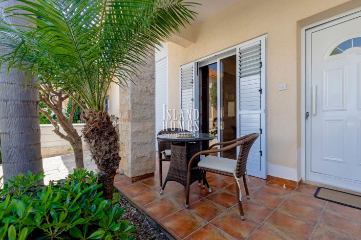 Image No.14-Propriété de 3 chambres à vendre à Deryneia