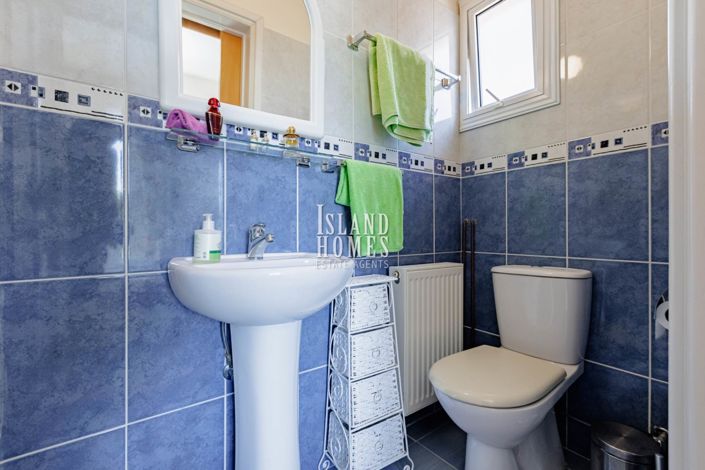 Image No.29-Propriété de 3 chambres à vendre à Deryneia