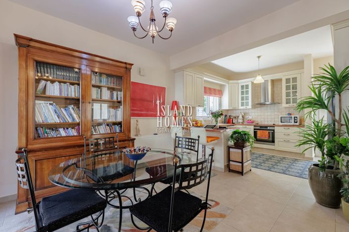 Image No.6-Propriété de 3 chambres à vendre à Deryneia