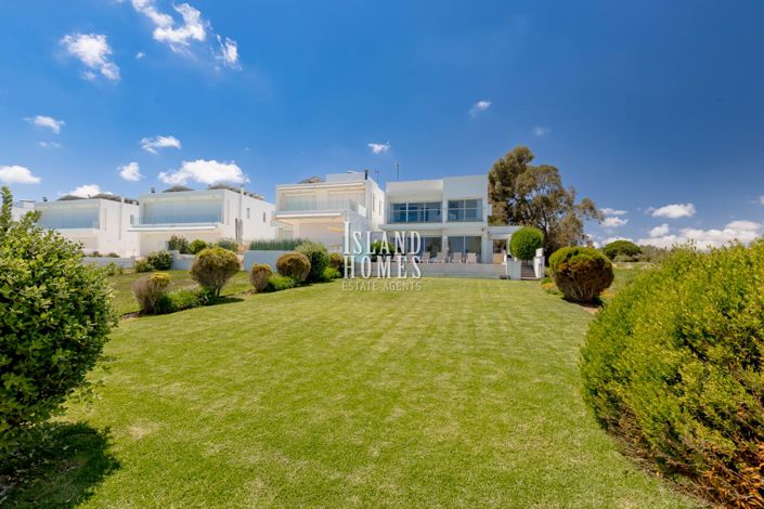 Image No.16-4 Bed Villa / Detached for sale