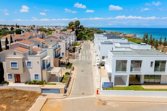 Image No.45-4 Bed Villa / Detached for sale