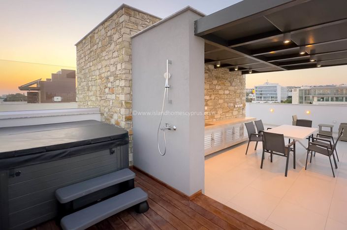 Image No.5-4 Bed Villa / Detached for sale