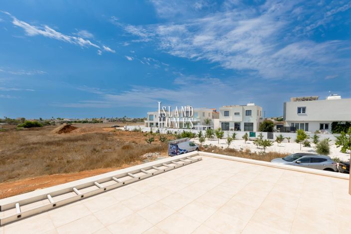 Image No.19-4 Bed Villa / Detached for sale