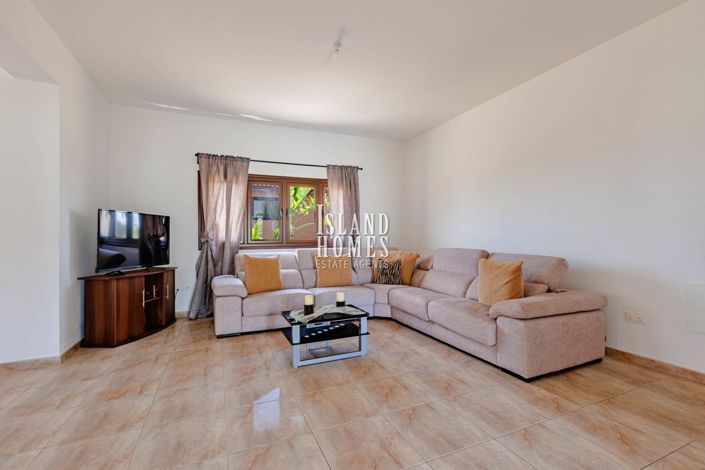 Image No.3-4 Bed Villa / Detached for sale