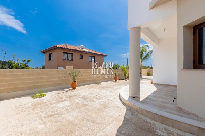 Image No.31-4 Bed Villa / Detached for sale