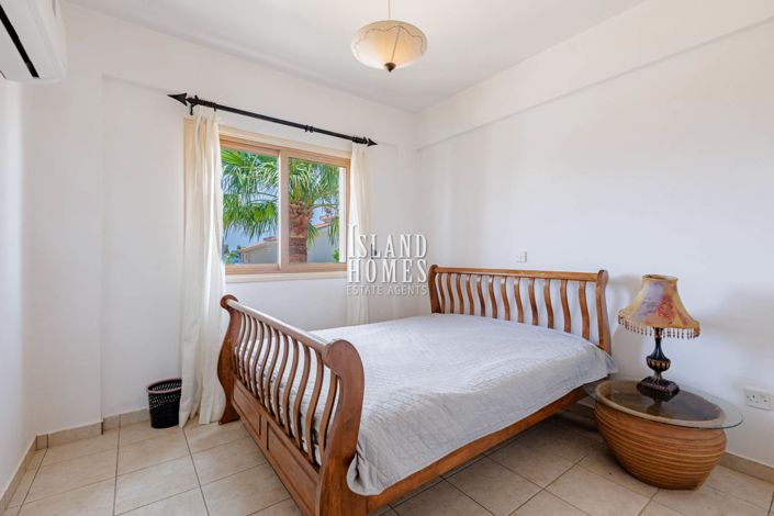 Image No.17-3 Bed Villa / Detached for sale