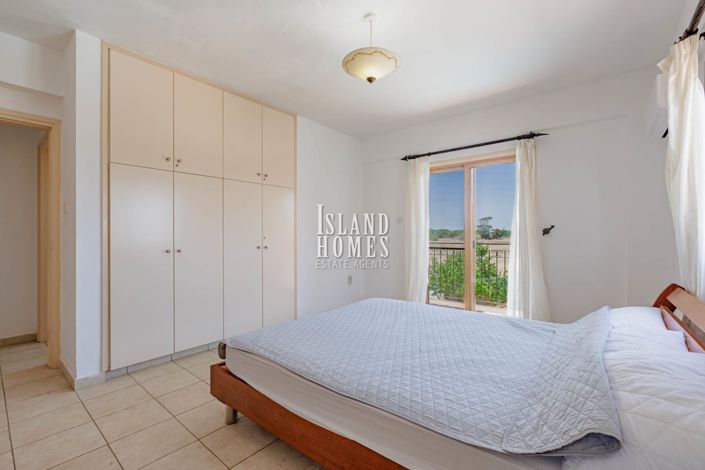 Image No.27-3 Bed Villa / Detached for sale