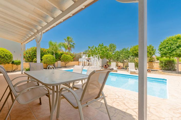 Image No.32-3 Bed Villa / Detached for sale