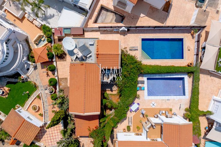 Image No.20-3 Bed Villa / Detached for sale