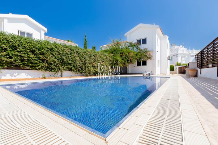 Image No.3-3 Bed Villa / Detached for sale