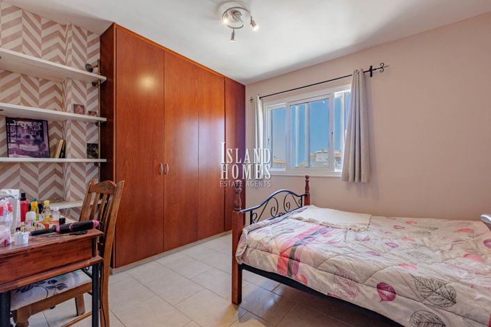 Image No.24-3 Bed Villa / Detached for sale